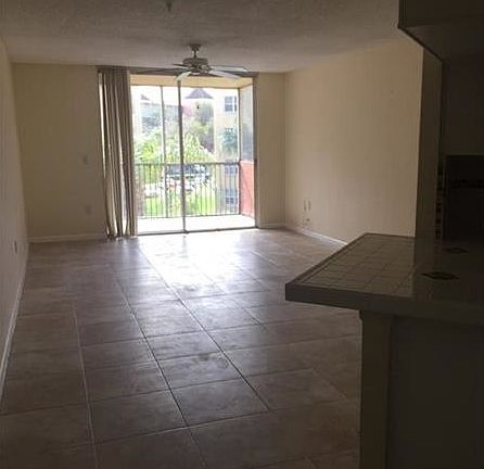 4th image of 8255 Lake Dr APT 305