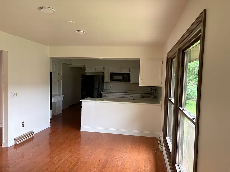 115 Triesta Pl — Photo 36