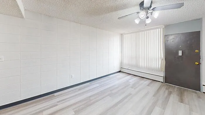 1 bed, 1.0 bath, $850 — Photo 4
