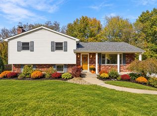 317 Laddie Dr, Washington, PA 15301