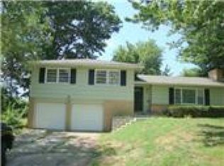 7206 Overton Ave, Raytown, MO 64133