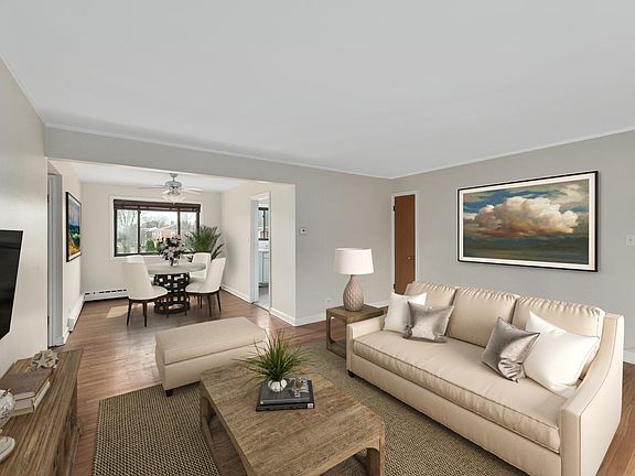 4th image of 1540 Ashland Ave #1B