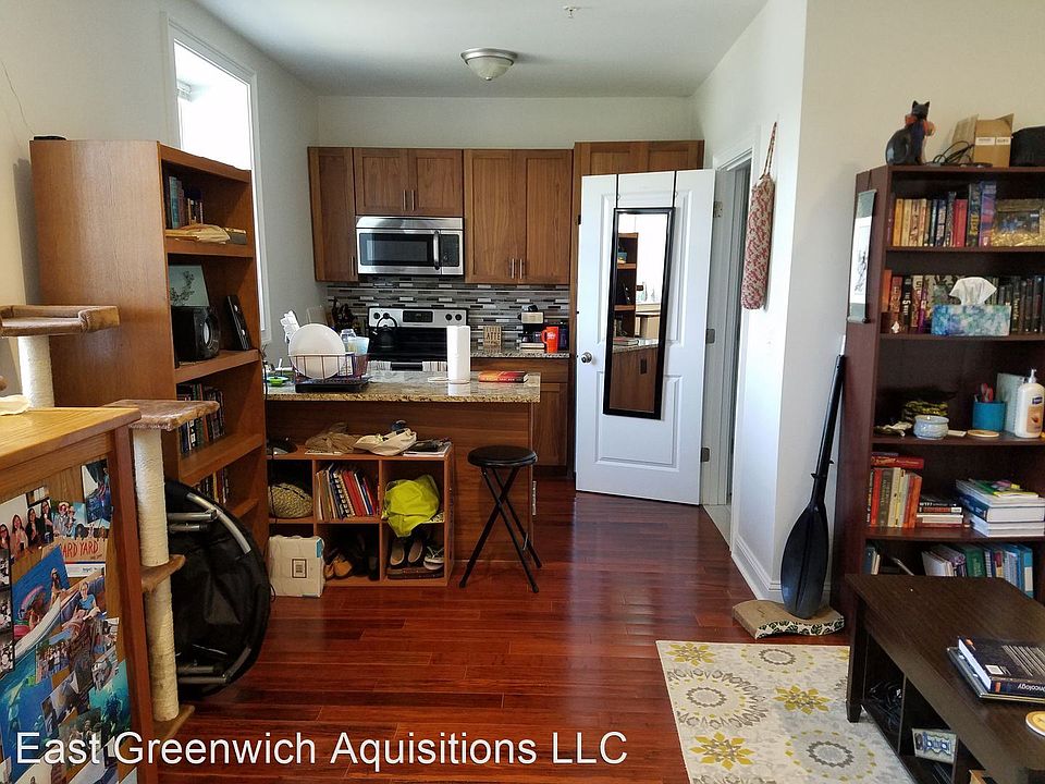 1st image of 60 Crompton Ave APT B1