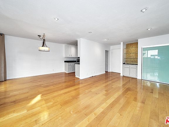 3rd image of 1750 Camino Palmero St APT 338