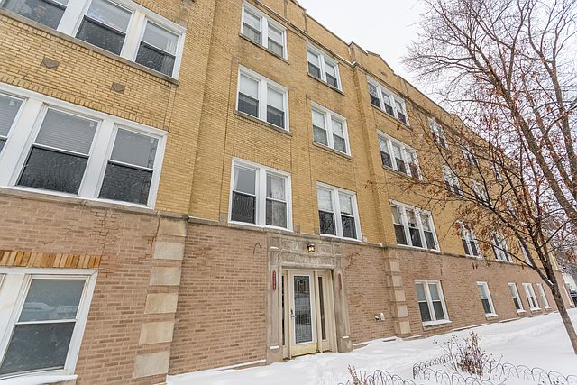 1st image of 2158 N Mozart St #3