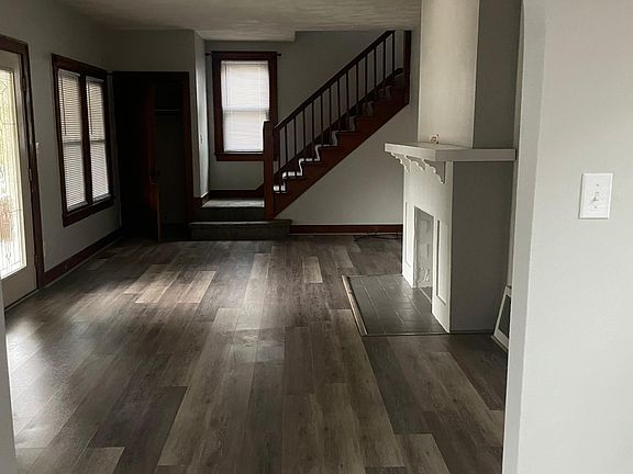 3rd image of 2206 Shroyer Rd