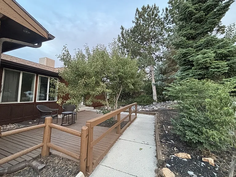 11299 S Woodhill Dr — Photo 31