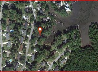 302 Buccaneer Rd, Wilmington, NC 28409