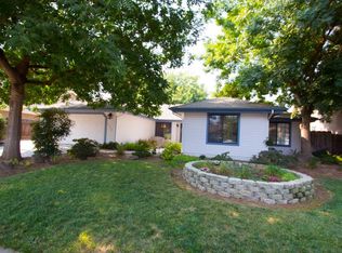 1523 W Flora Ave, Reedley, CA 93654