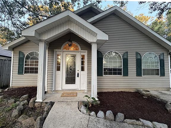 2nd image of 3696 City Dr