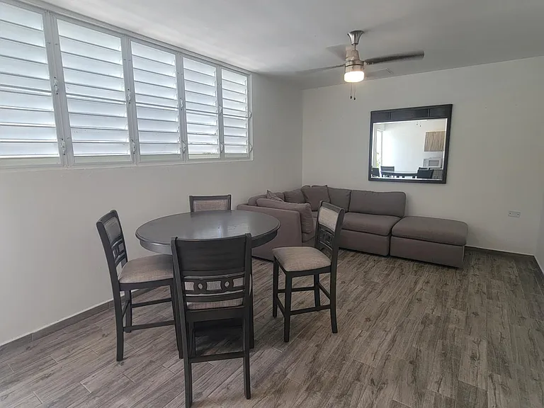 405 Hacienda La Salle #5 — Photo 7