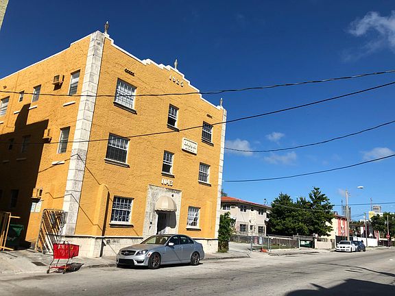 2nd image of 1043 NW 2nd St APT 15