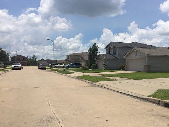 5th image of 1954 Eastmont Ln