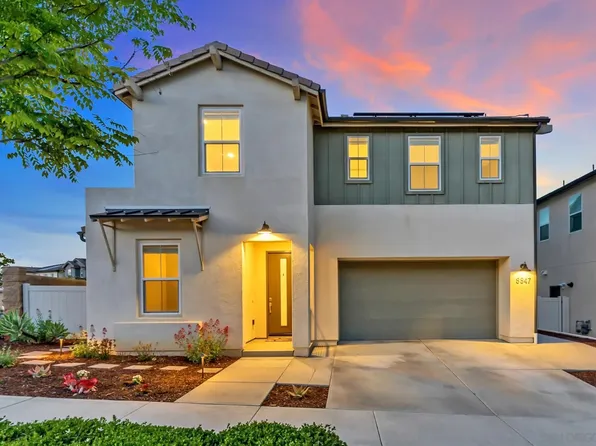 8847 Hightail Dr, Santee, CA 92071