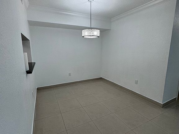 3rd image of 2075 SW 122nd Ave APT 304
