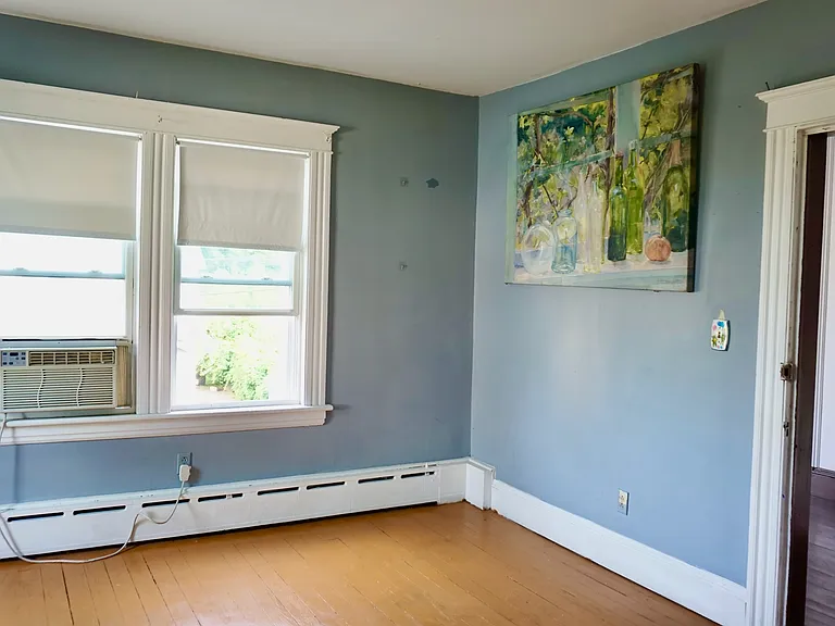 21 Ardmore St #25 — Photo 4