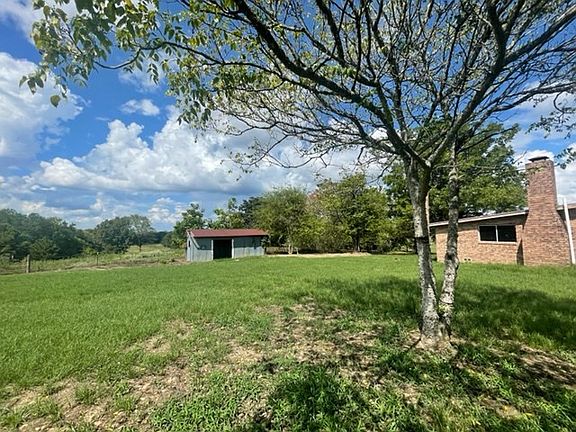 4th image of 2237 County Road 4301