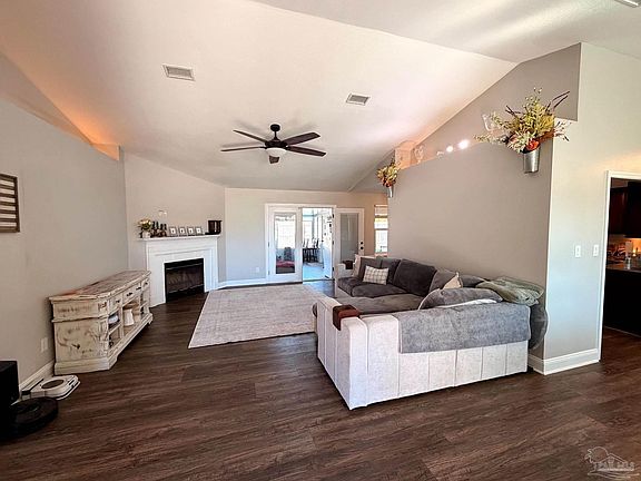 3rd image of 9085 Caribbean Dr