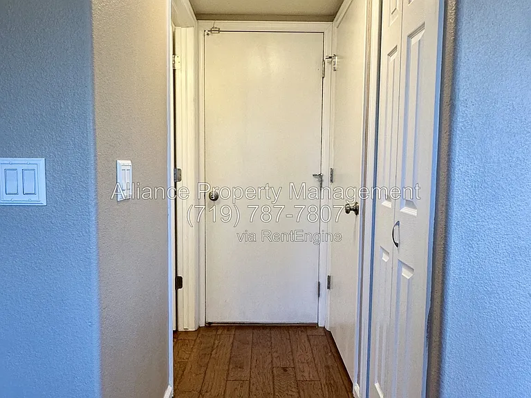 965 Piros Dr — Photo 17