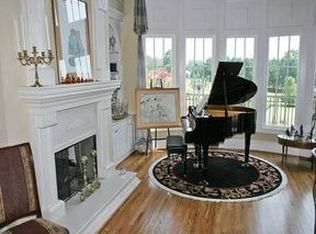 5925 Stoneleigh Dr, Johns Creek, GA 30024