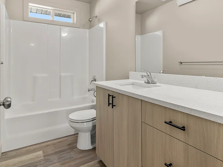 3573 Colt Cir — Photo 7