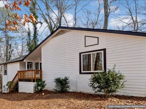 6715 Knollwood Cir, Douglasville, GA 30135