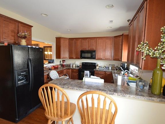 5th image of 137 Flora Vista Ln