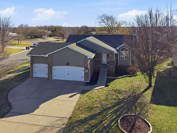 5th image of 1931 N Beretta Ct