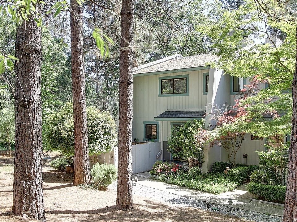1st image of 15350 Kingsbury Cir #121
