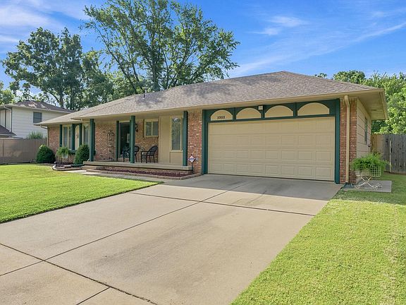 3rd image of 10001 W Harvest Ln