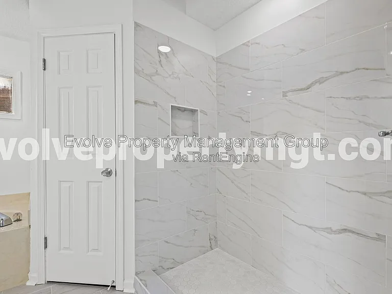 330 Bendigo Dr — Photo 21
