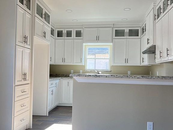 2nd image of 1822 Stirrup Cir