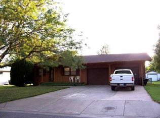 2405 Thompson Ave, Dodge City, KS 67801