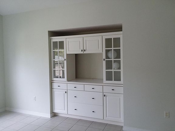 3rd image of 1501 Partin Dr N Building 15