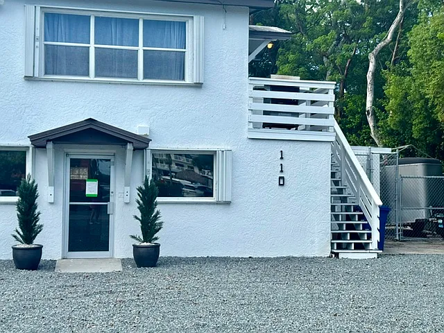 110 Ocean Dr #B — Photo 19