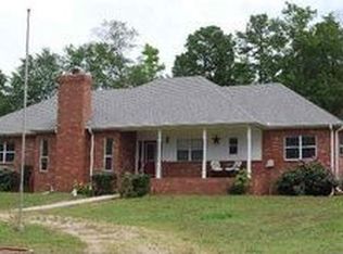 526 Samples Rd, Kilgore, TX 75662