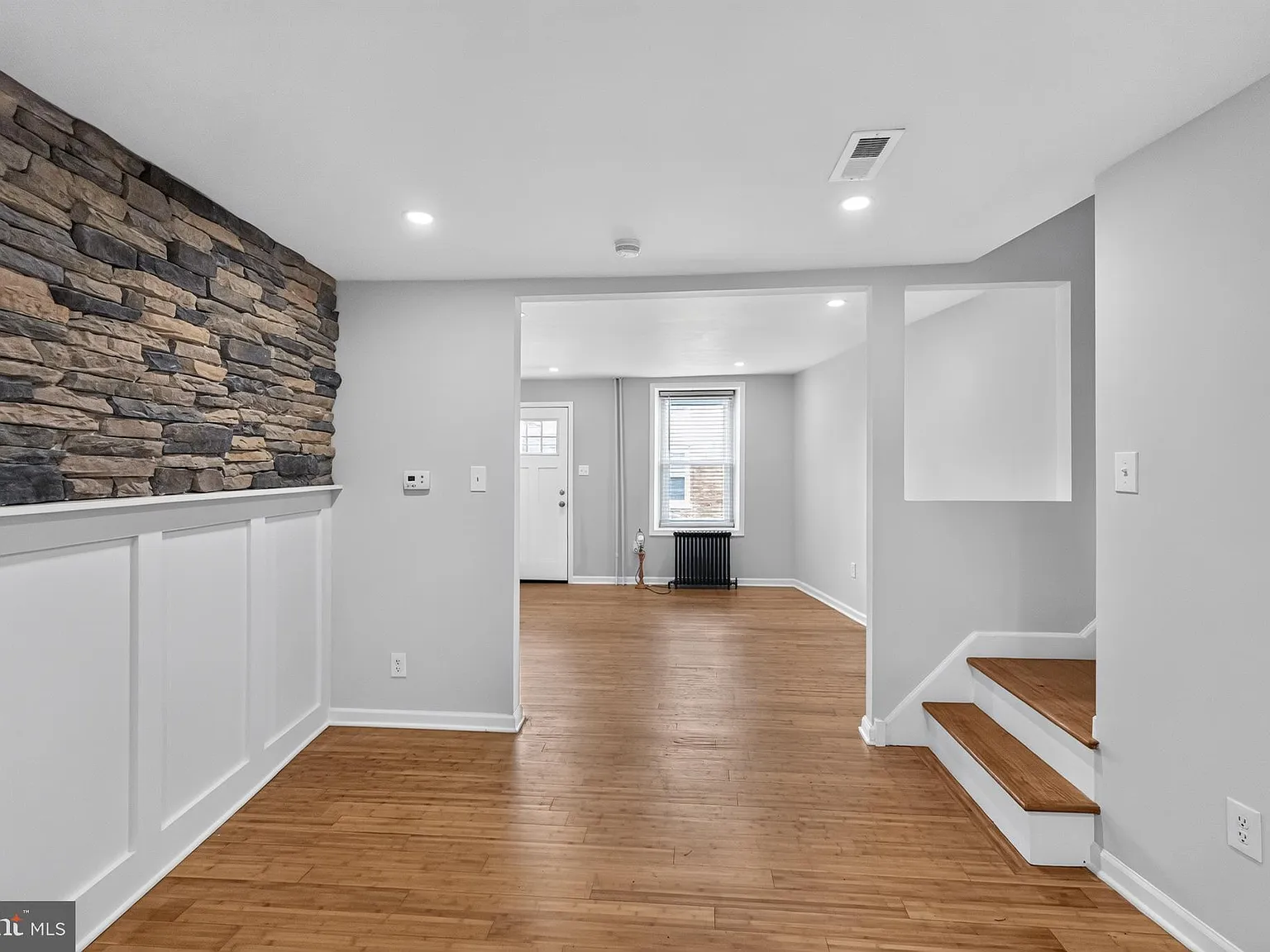 2 bed, 2.5 bath, 1215 sqft, $2,800 — Photo 4