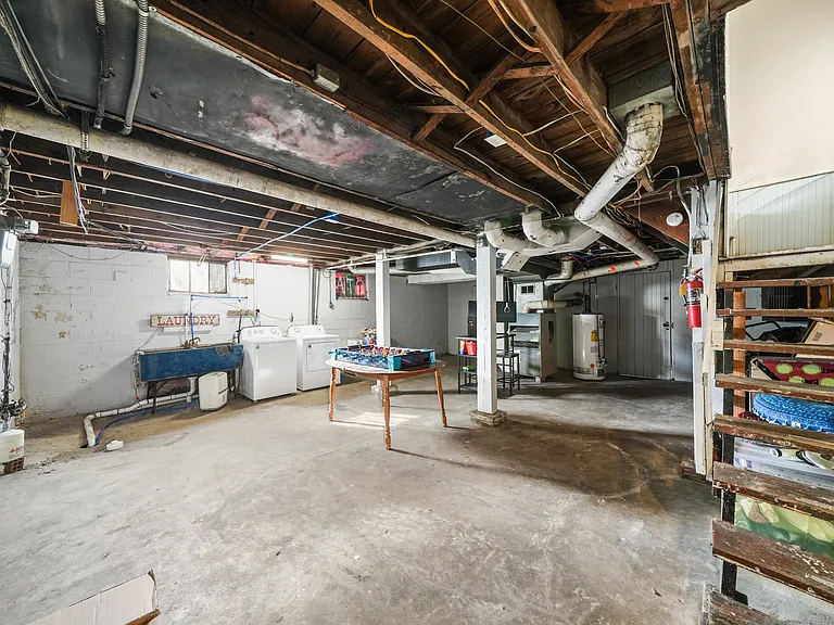 114 Linden Rd #1 — Photo 15