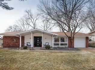 12500 Pepperwood Dr, Saint Louis, MO 63146