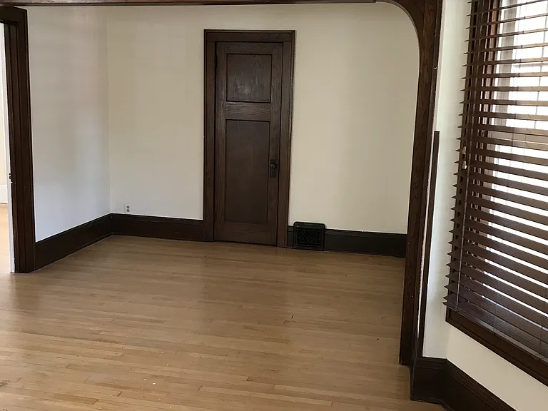 2473 N Frederick Ave — Photo 9