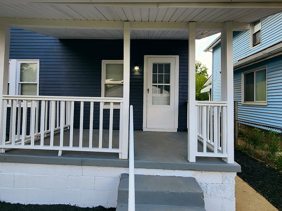1st image of 326 S Wheatland Ave