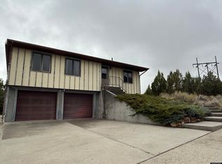 137 Cedar Ridge Dr, Thermopolis, WY 82443
