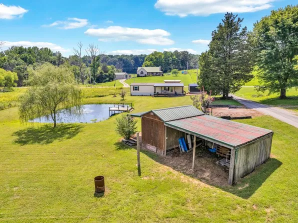 106 James Brown Ln, Hilham, TN 38568