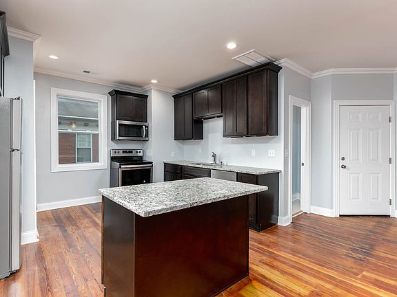 2nd image of 195 Kentucky Ave #202