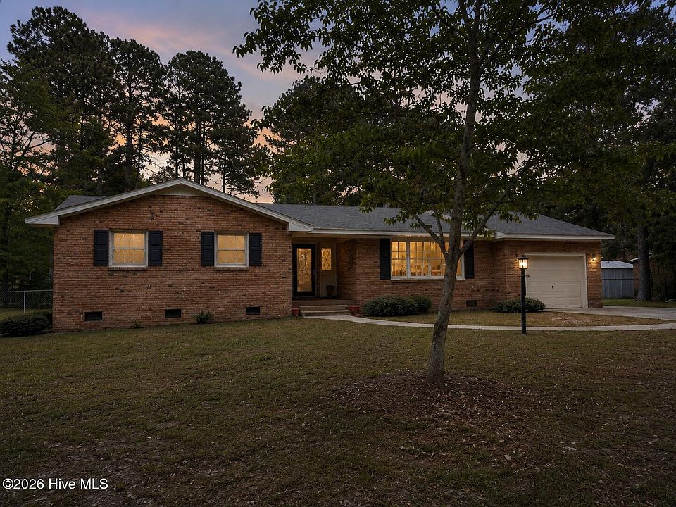 1st image of 11541 Pinecroft Street