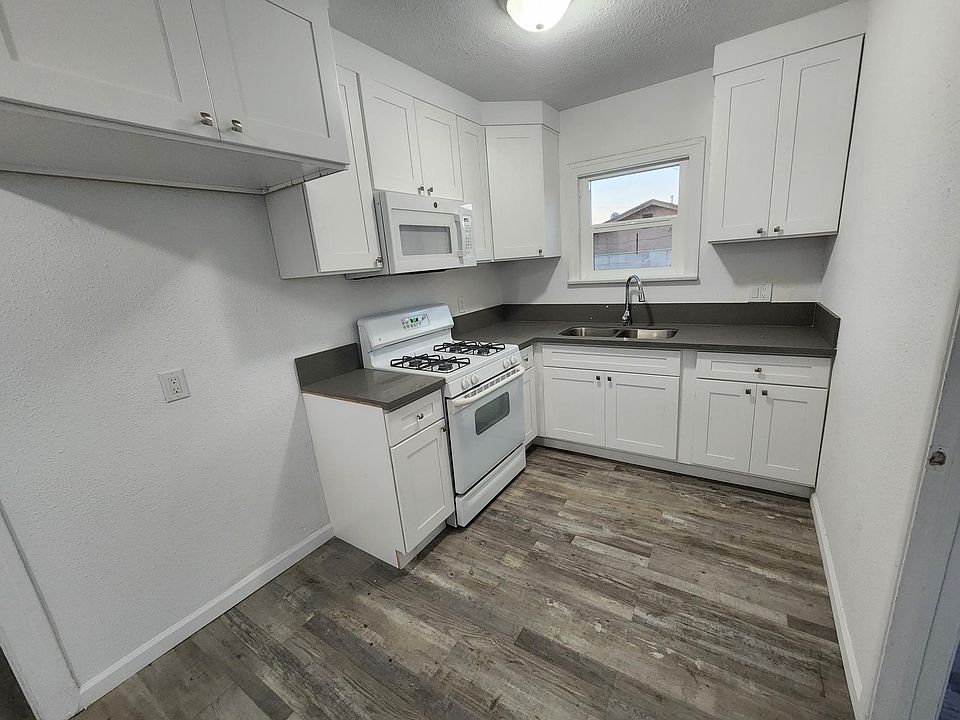 1st image of 1149 W 97th St