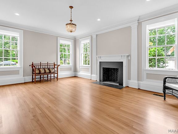 5th image of 1064 Glen Grattan Dr
