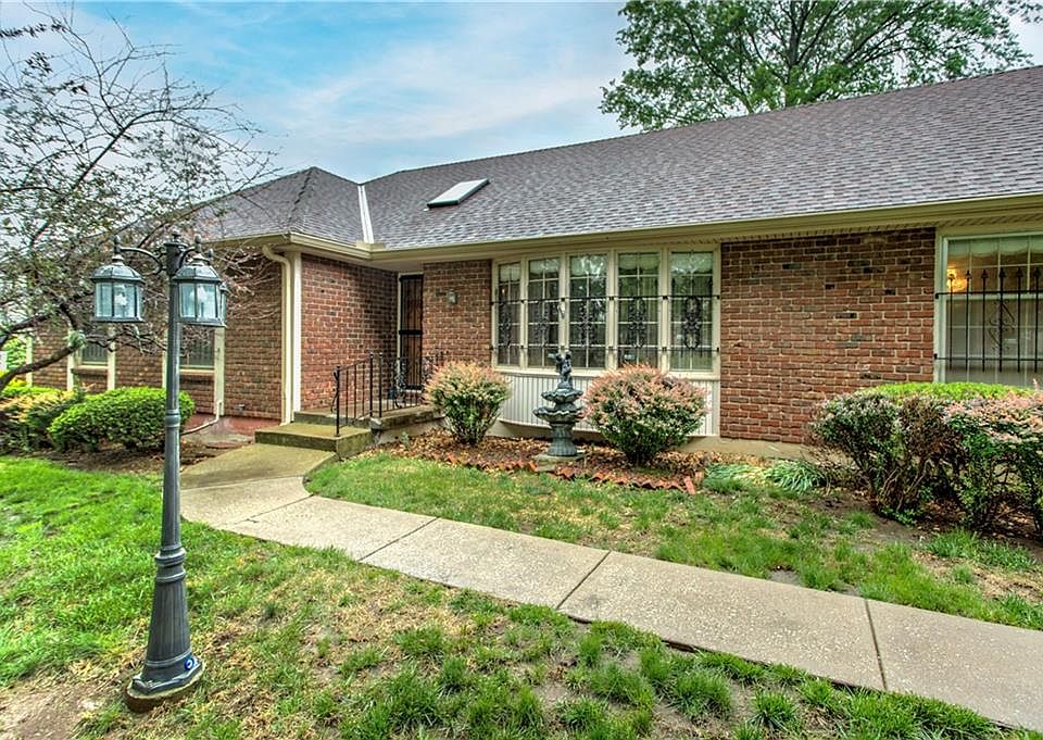 12012 Holmes Rd, Kansas City, MO 64145 Zillow