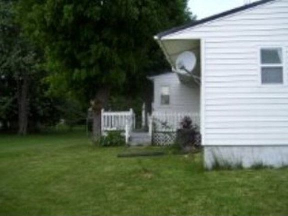 2nd image of 70 Mack Ave