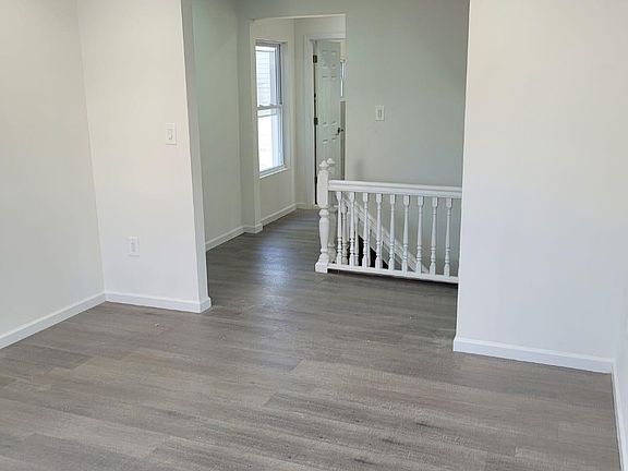 4th image of 111 9th Ave S APT 1